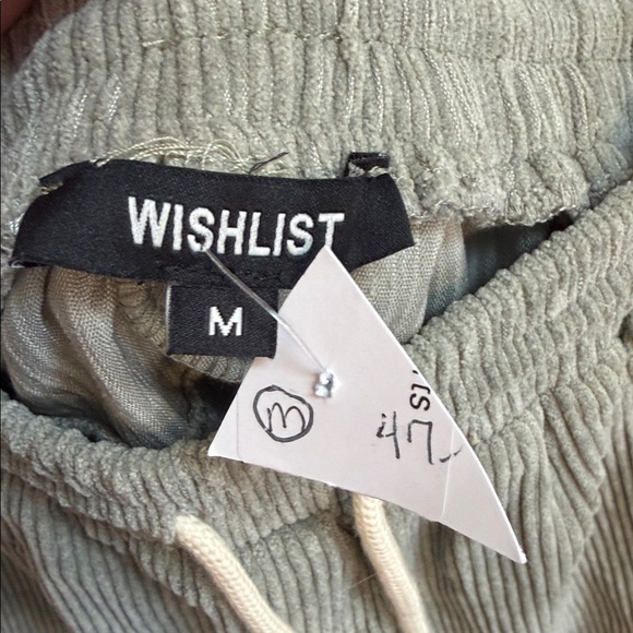 Wishlist Olive Corduroy Athletic Shorts - Picture 4 of 4